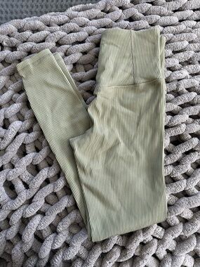 Athleta ribbed leggings